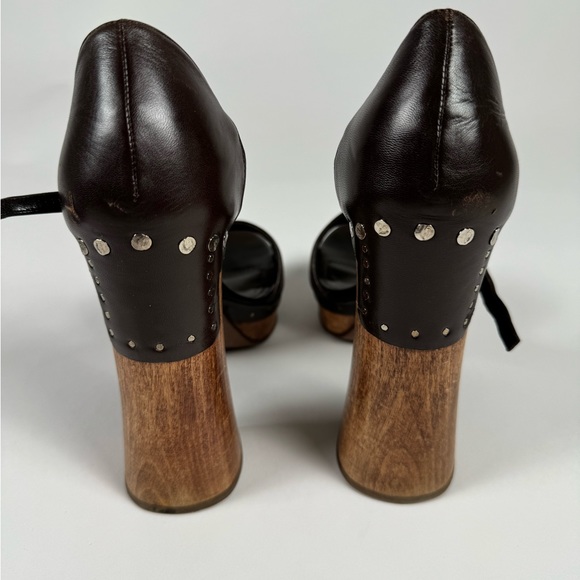 Prada platform sandals, beautiful brown color, authentic w/ 2 Prada dust bags - Picture 6 of 13